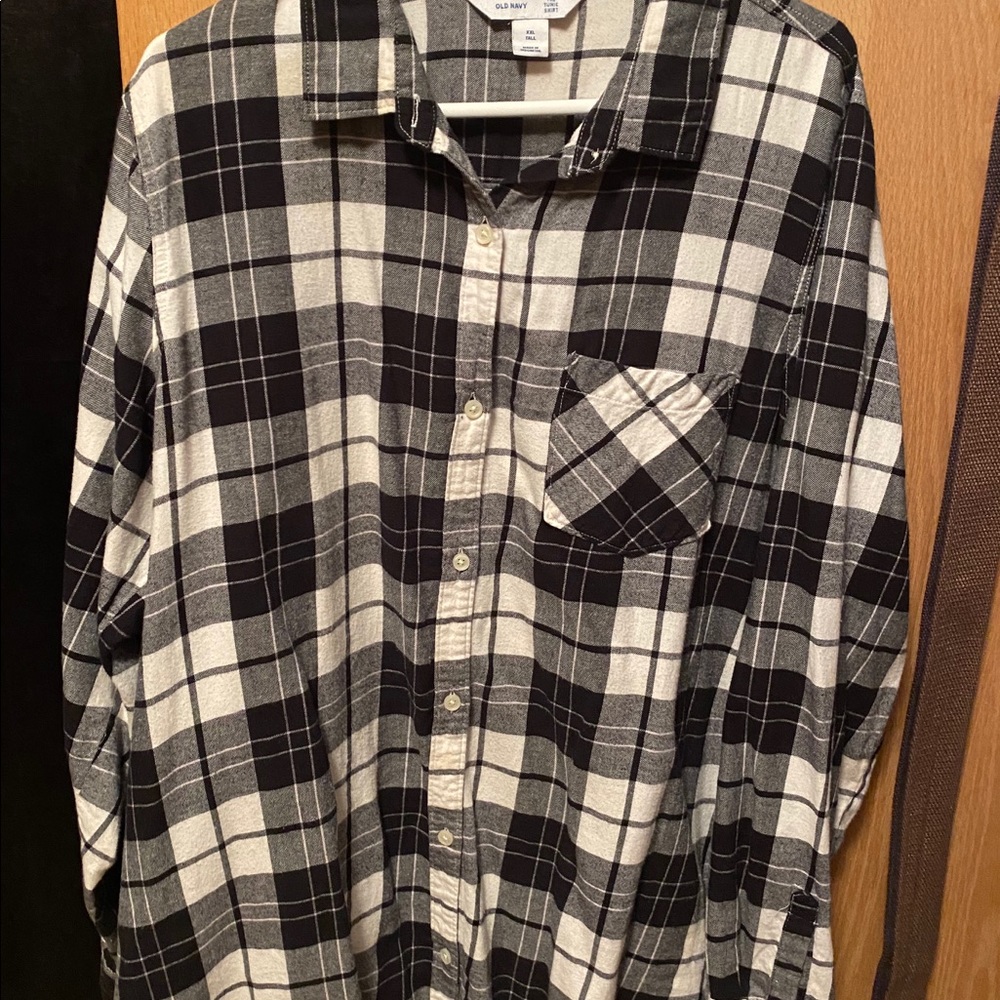 Old navy flannel shirt
